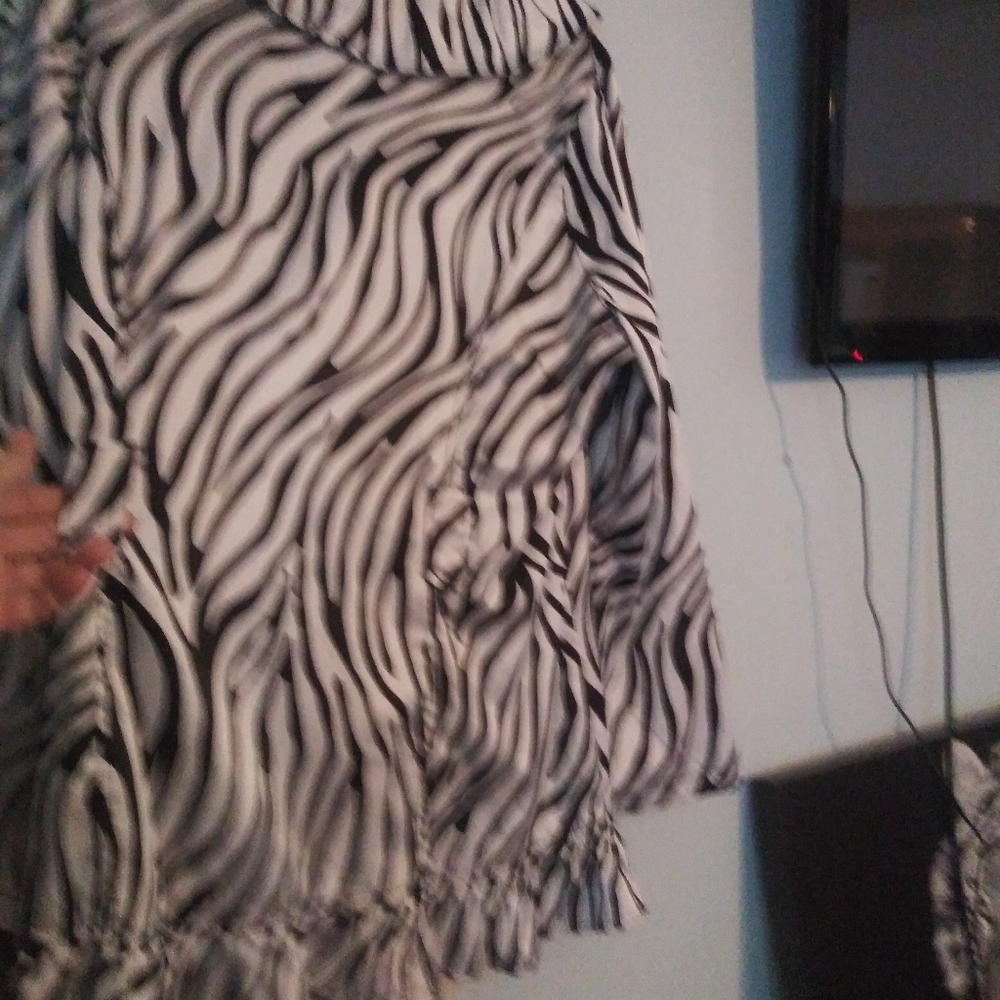 jacket - Picture 4 of 6